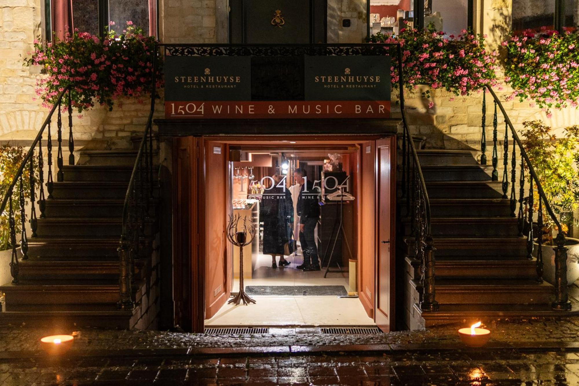 Hotel Restaurant Steenhuyse Oudenaarde Eksteriør billede